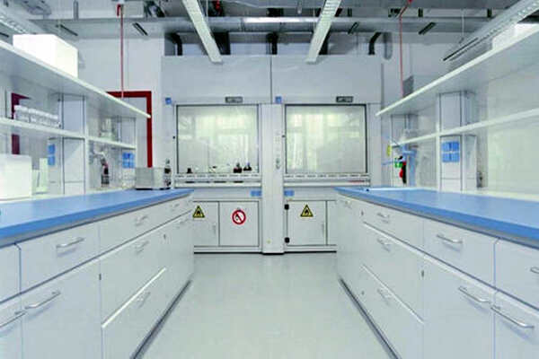 在建立環(huán)境監(jiān)測(cè)部門的基礎(chǔ)上建立實(shí)驗(yàn)室！