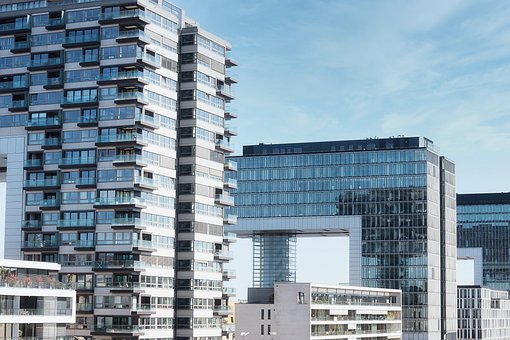 起重機房_ 結構_ 科隆_ 現(xiàn)代的_ 建造_ 彩色玻璃窗戶_ 現(xiàn)代建筑_ 房子 (1).jpg