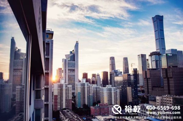 能耗監(jiān)測系統(tǒng)，數(shù)據(jù)分析，報(bào)告生成，多平臺支持