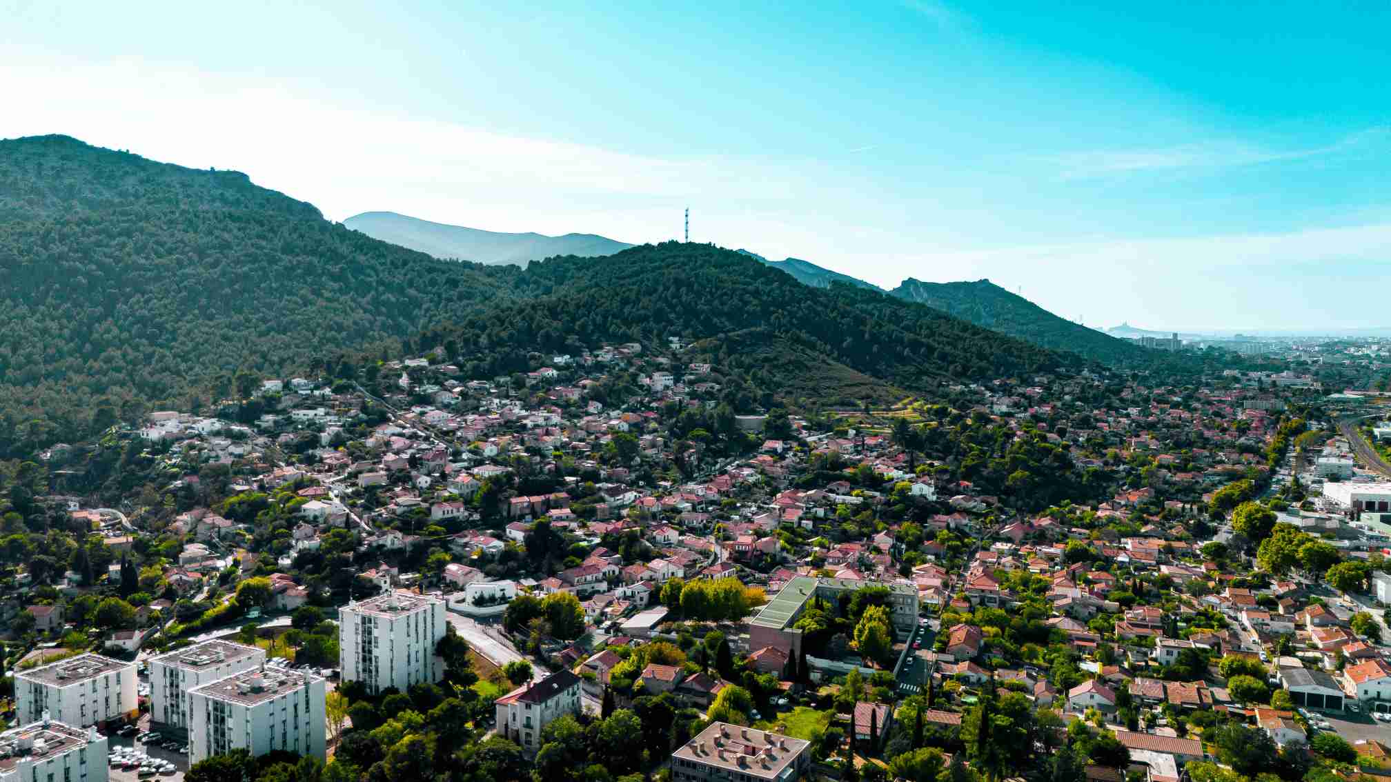 能耗在線監(jiān)測(cè)系統(tǒng)，能源管理，一站式平臺(tái)，物聯(lián)網(wǎng)，互聯(lián)網(wǎng)，信息技術(shù)，遠(yuǎn)程管理